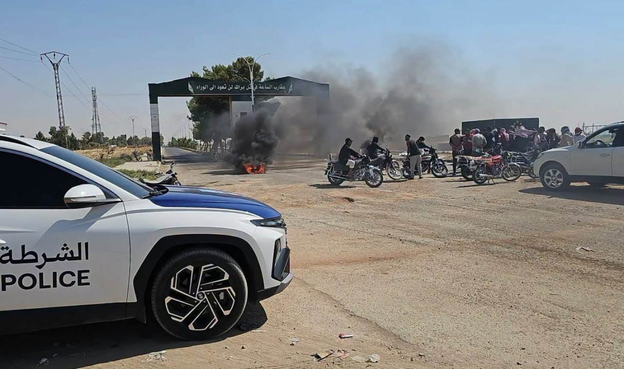 احتجاجات وقطع طرق في الجوادية بريف الحسكة رفضاً لرفع أسعار المحروقات