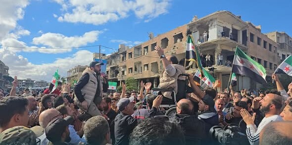 وقفة شعبية في جوبر تضامناً مع أهالي درعا والقنيطرة