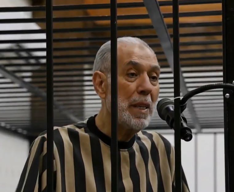 بدء محاكمة المفتي السابق بعد قرابة عام ونصف على اعتقاله