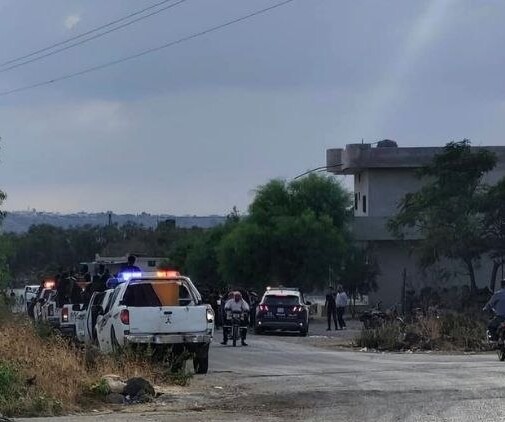 وفاة سيدة وإصابة طفلين برصاص طائش خلال اشتباكات في بيت آرة غربي درعا
