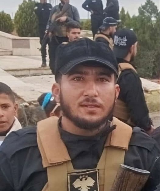 مقتل عنصر في حلب