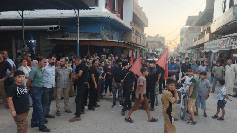 احتجاجات في الدرباسية تنديدًا بالاعتداءات على العائدين إلى رأس العين