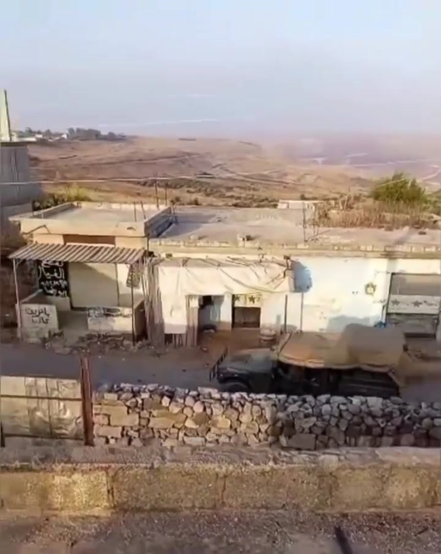 رتل إسرائيلي يجوب قرى حوض اليرموك غربي درعا