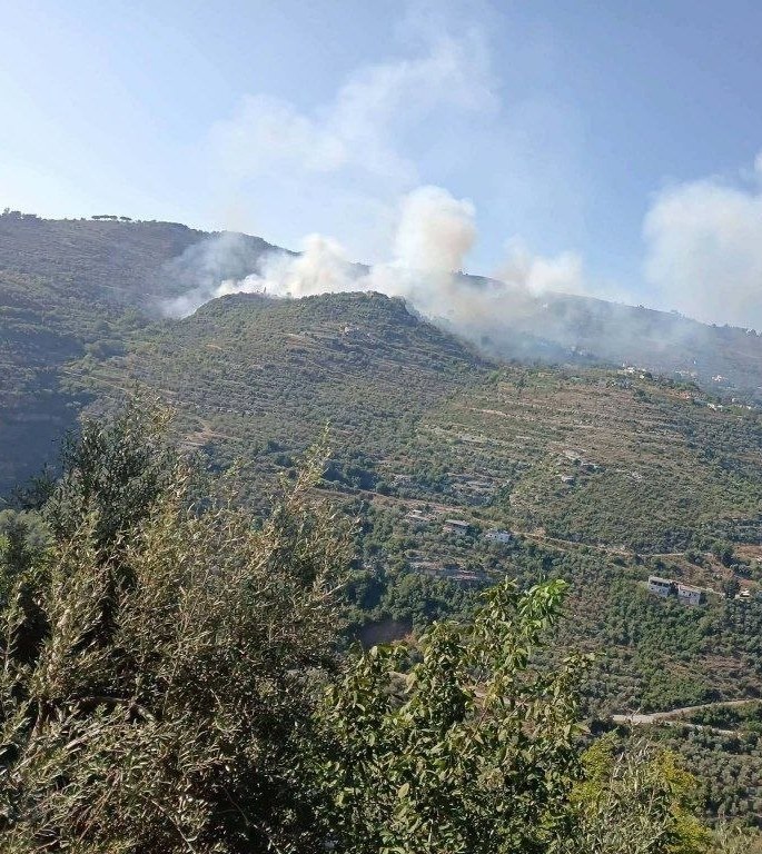 إخماد حريق حراجي في بويضة الزمام بريف الدريكيش